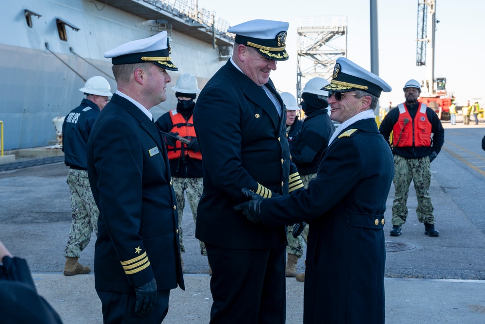 Commander, U.S. 2nd Fleet Welcomes USS New York (LPD 21) Home to Naval Station Norfolk