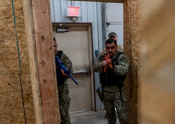 NCIS REACT team leads training with Tinker Airmen and Sailors