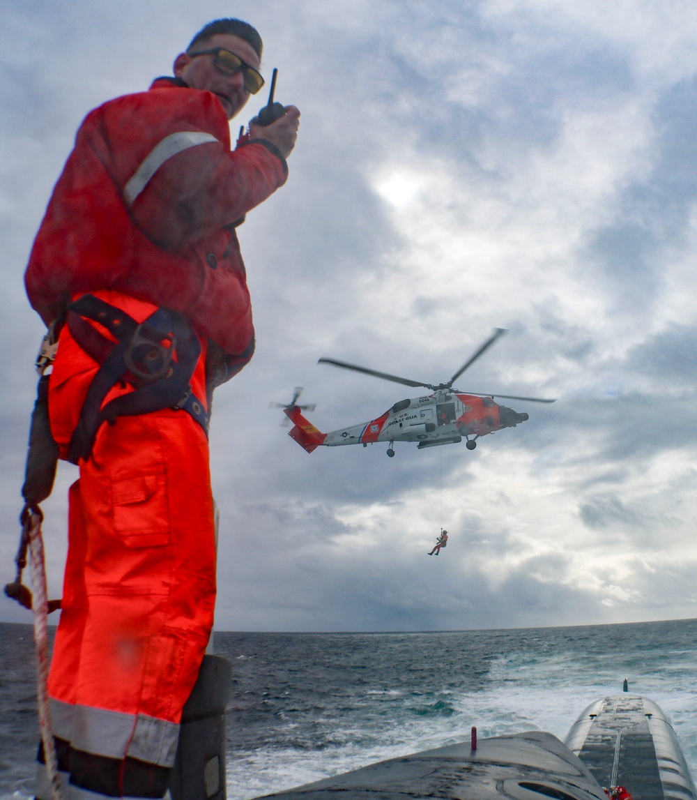 USS Kentucky Conducts Simulated Medical Evacuation