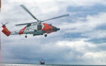 USS Kentucky Conducts Simulated Medical Evacuation