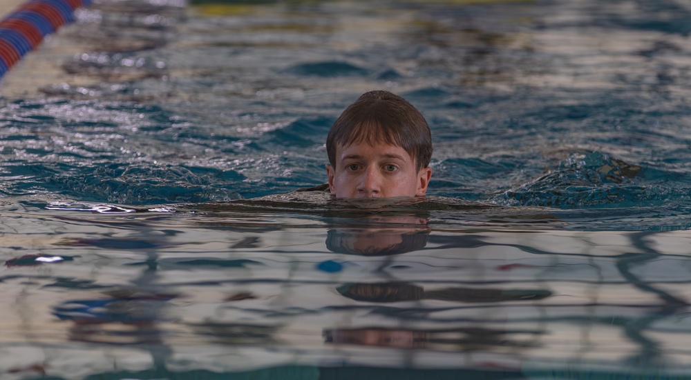 82nd Airborne Best Medics conduct Combat Water Survival Test