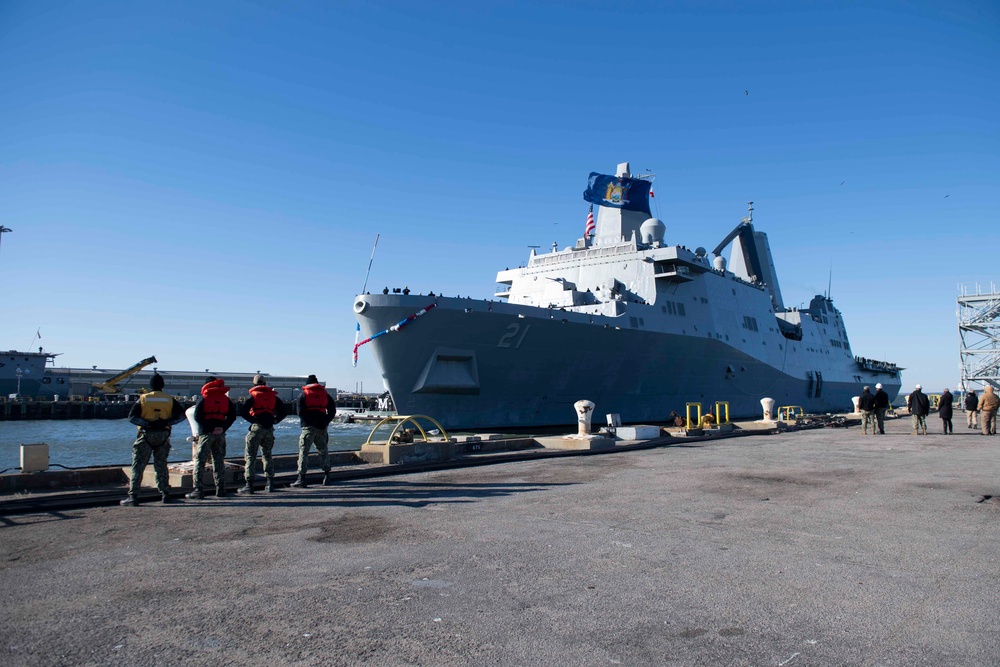 USS New York Returns to Naval Station Norfolk