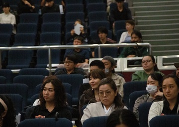 Newcomers’ Orientation Welcomes, Educates Base Workers in Okinawa / 在沖米海兵隊、日本人基地従業員へ新人研修を実施