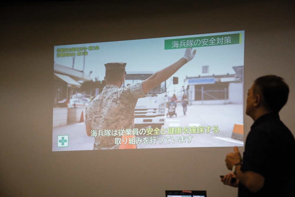 Newcomers’ Orientation Welcomes, Educates Base Workers in Okinawa / 在沖米海兵隊、日本人基地従業員へ新人研修を実施