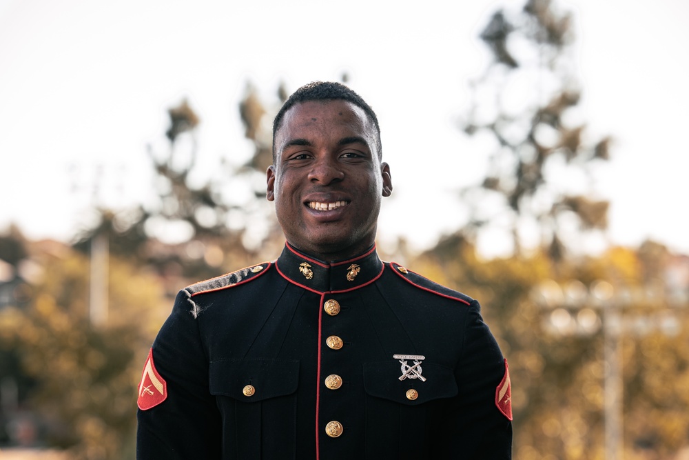 Marine Corps Band San Diego Performs at Salesian High School