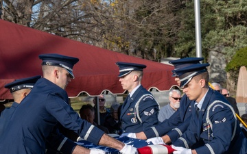 AIRMEN HONOR LATE GENERAL HETTLINGER; FULL HONORS FUNERAL IN TERRE HAUTE