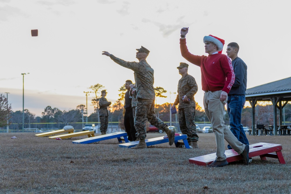 Marine Corps Combat Service Support Schools hosts tree lighting ceremony