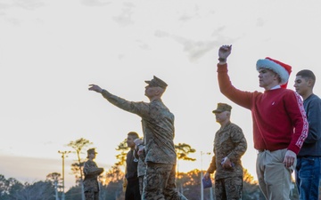 Marine Corps Combat Service Support Schools hosts tree lighting ceremony