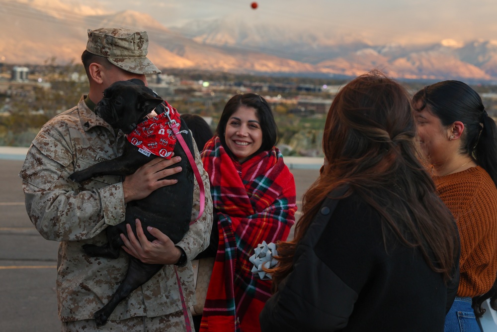 U.S. Marines with Fox Company 2/23 Say Their Goodbyes Before Leaving for The Unit Deployment Program