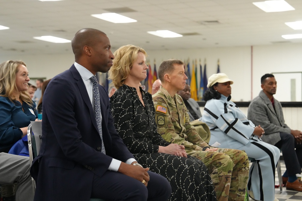 Fort Meade Hosts Strengthening Our Communities Event