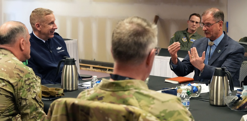 Lt. Gen. Cunningham visits TSC to synchronize Arctic initiatives