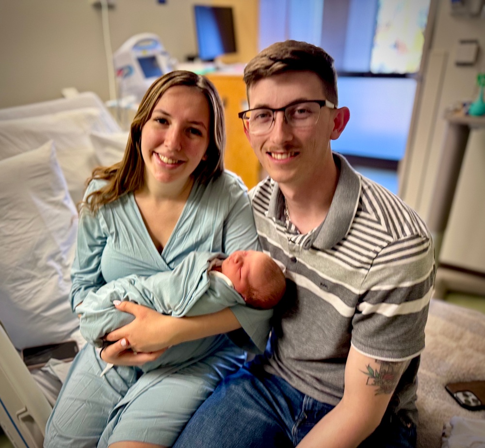 Newborn Arrives Unexpectedly at Naval Medical Center San Diego’s Flag Circle