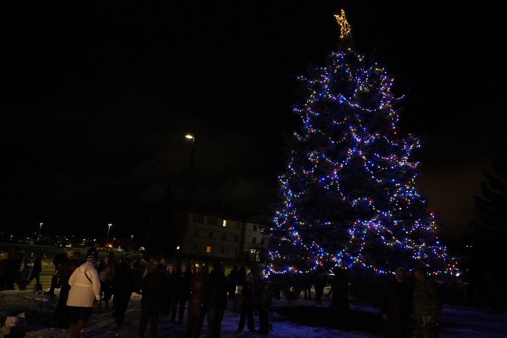 JBER hosts annual tree-lighting ceremony