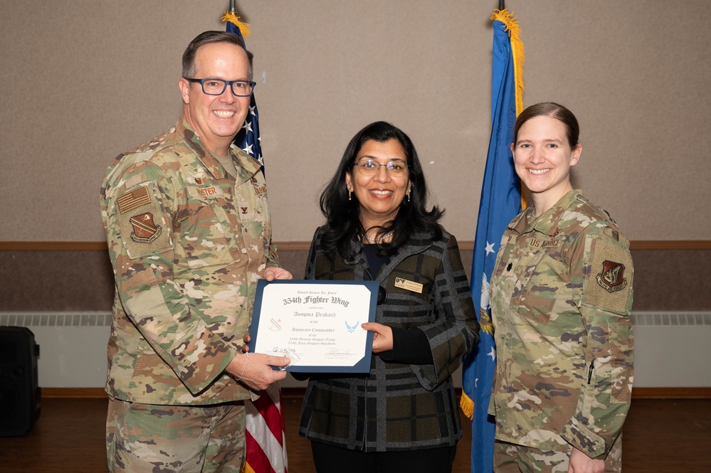 354th FW welcomes newly appointed honorary commanders