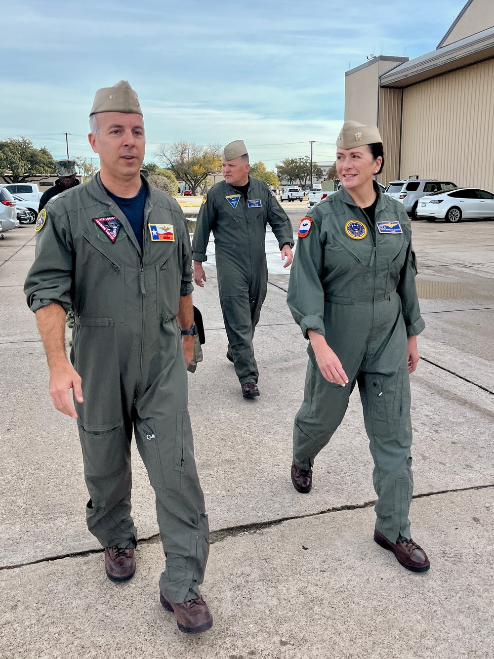 Chief of Navy Reserve visits Navy Reservists at Joint Reserve Base Fort Worth