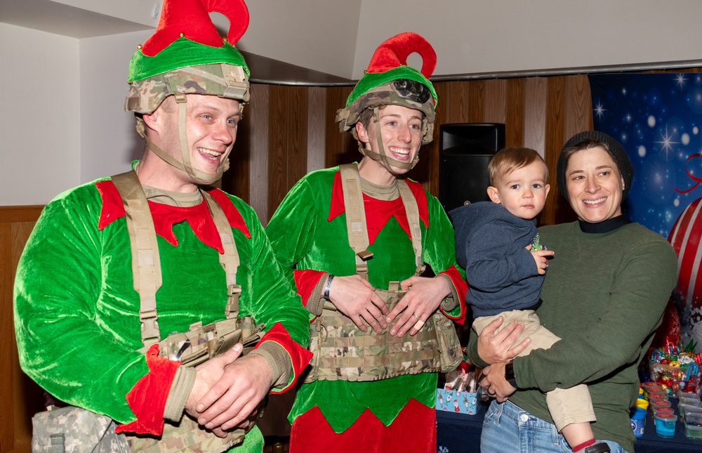 Fort Indiantown Gap hosts annual tree lighting ceremony
