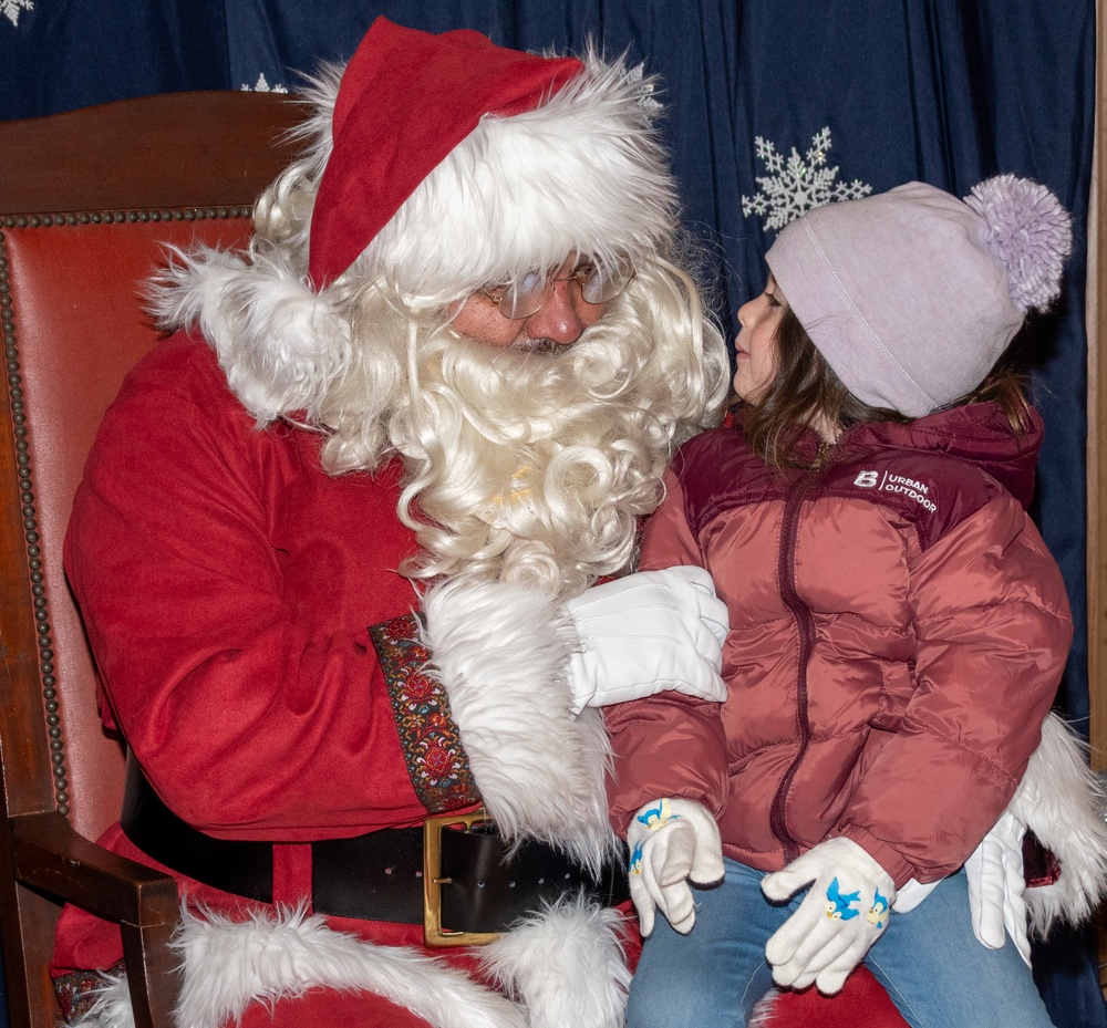 Fort Indiantown Gap hosts annual tree lighting ceremony