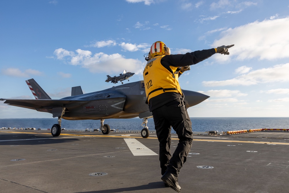 Steel Knight 24: VMFA-211 F-35B Lightning IIs arrive to USS Tripoli