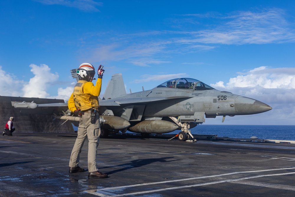 Abraham Lincoln conducts flight operations