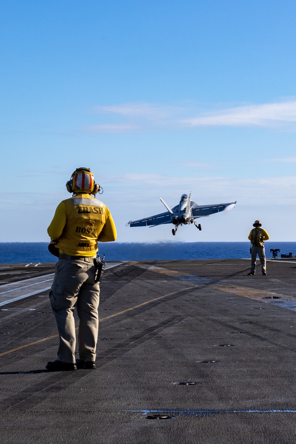 Abraham Lincoln conducts flight operations