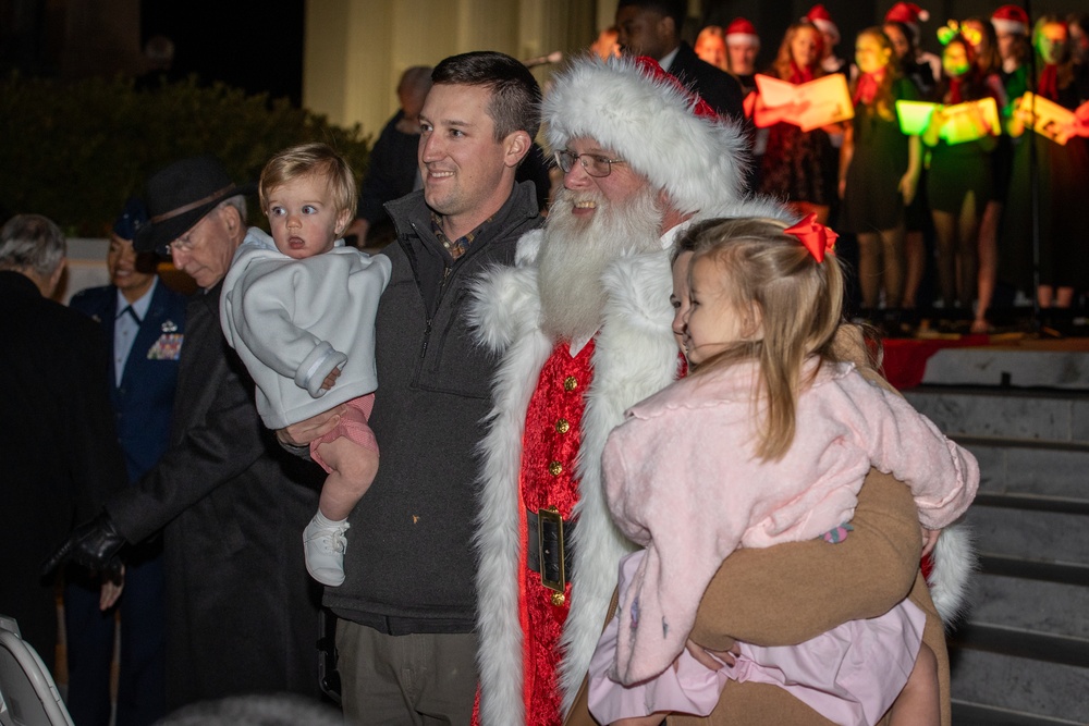 Alabama Guard band performs at Governor’s Christmas tree lighting