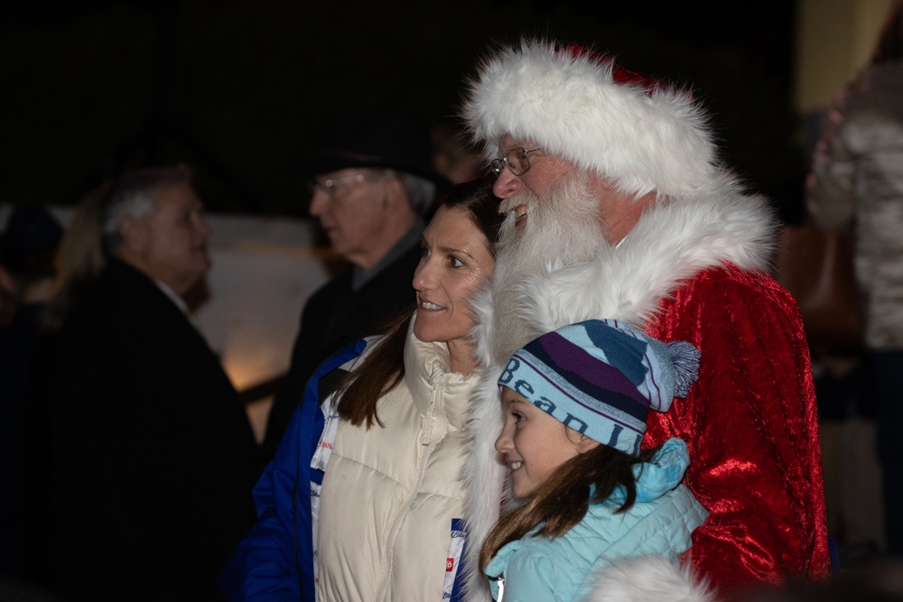 Alabama Guard band performs at Governor’s Christmas tree lighting