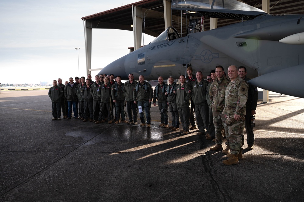 142nd Wing Commander's Fini Flight