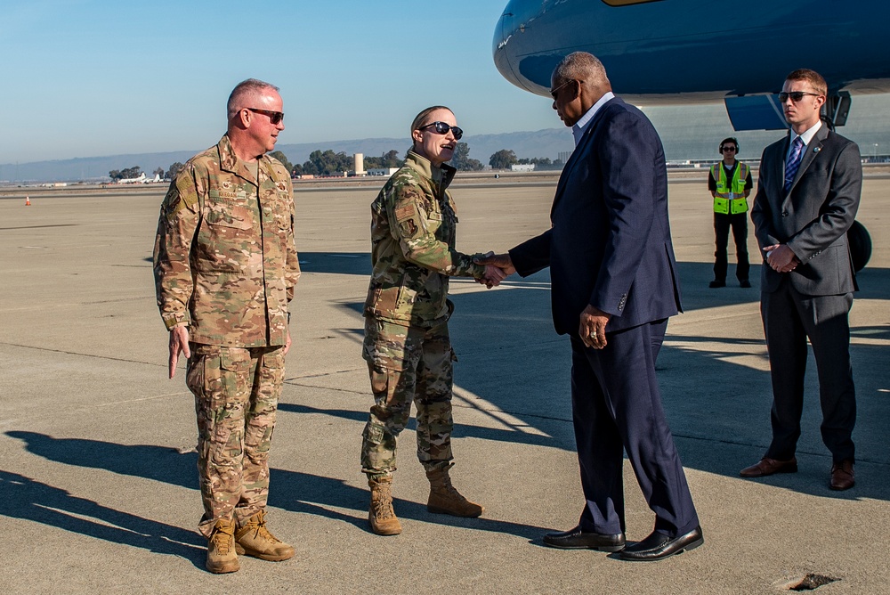 SECDEF visits SF Bay Area