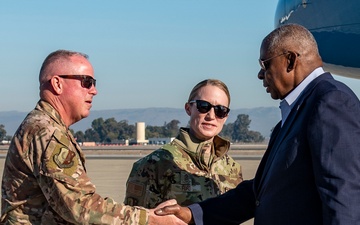 SECDEF visits SF Bay Area