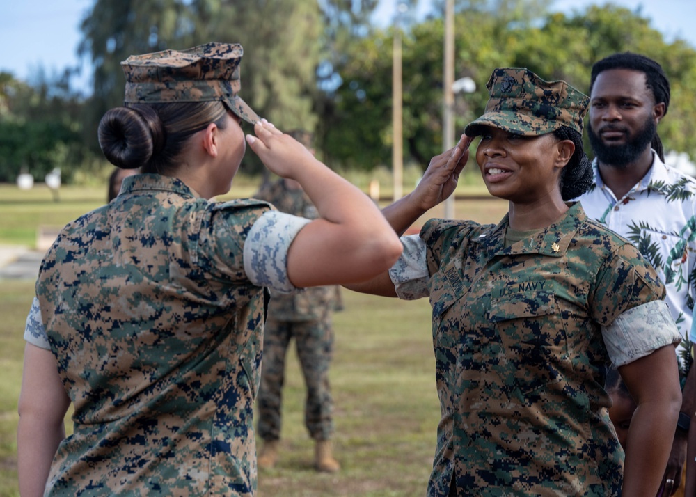 Louisiana Marine MSgt Commissions to the Navy