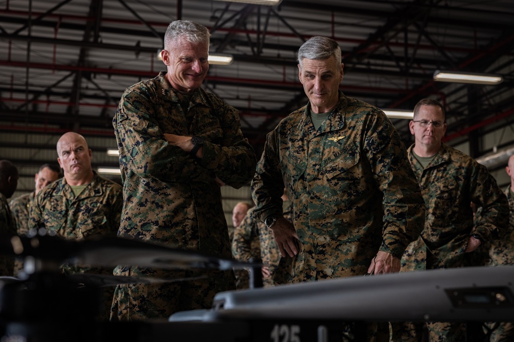 The 37th Assistant Commandant of the Marine Corps, Gen. Christopher J. Mahoney, Visits 12th MLR