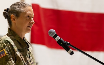 Chief Warrant Officer 5 Tracy Dooley gives her last remarks