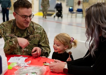 182nd Airlift Wing Holiday Party