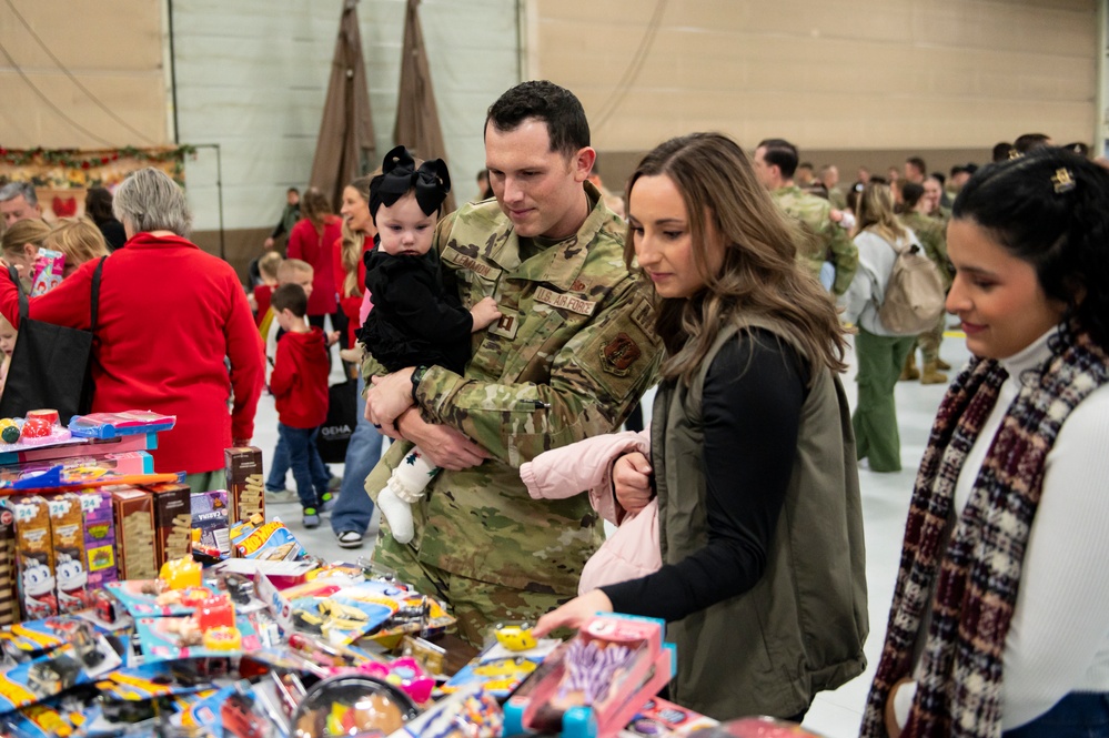 182nd Airlift Wing Holiday Party