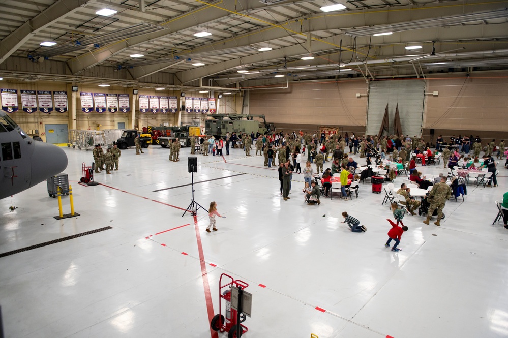 182nd Airlift Wing Holiday Party