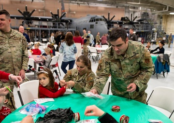 182nd Airlift Wing Holiday Party