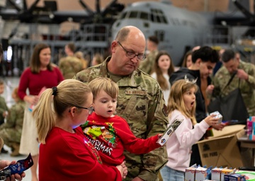 182nd Airlift Wing Holiday Party