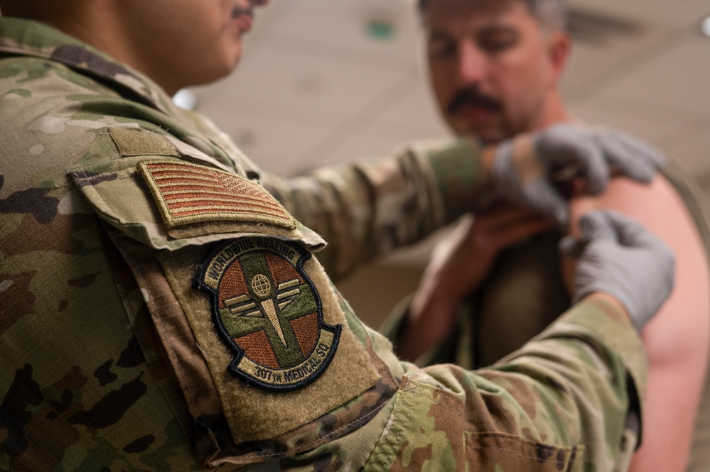307th MDS Fighting Flu on the Bayou
