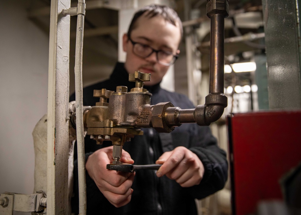 Daily Operations Aboard USS George H.W. Bush (CVN 77)