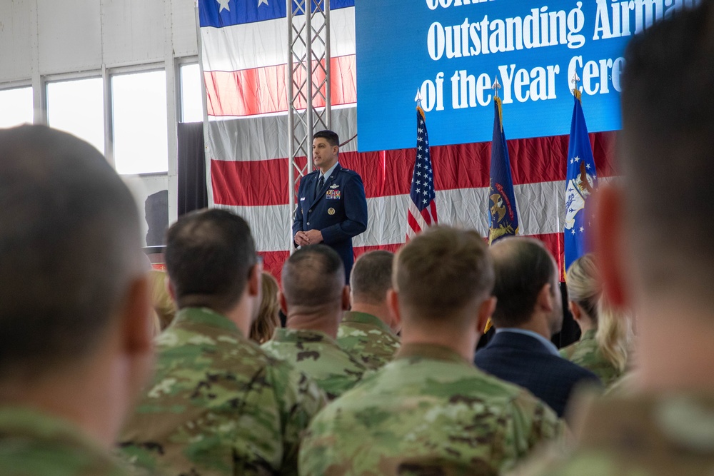 Commander and Command Chief serve Airmen