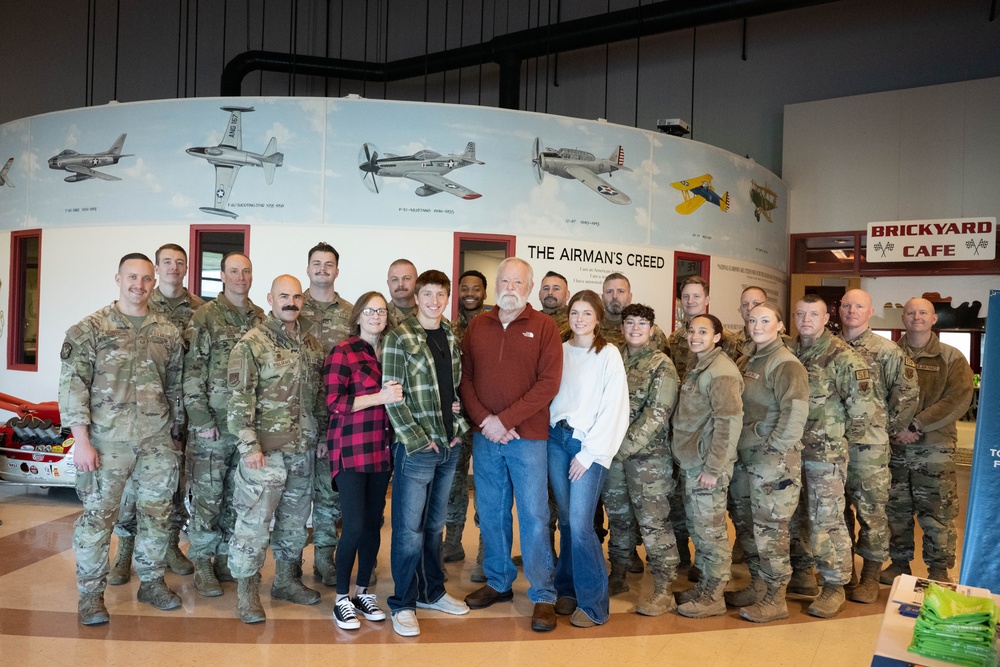 Airman organ recipient inspires wing organ donation event