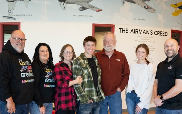 Airman organ recipient inspires wing organ donation event