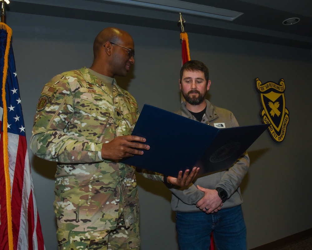 MSGT Sams retires from the US Air Force