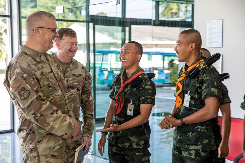 Washington National Guard Senior Leaders visit Royal Thai Army Noncommissioned Officer School