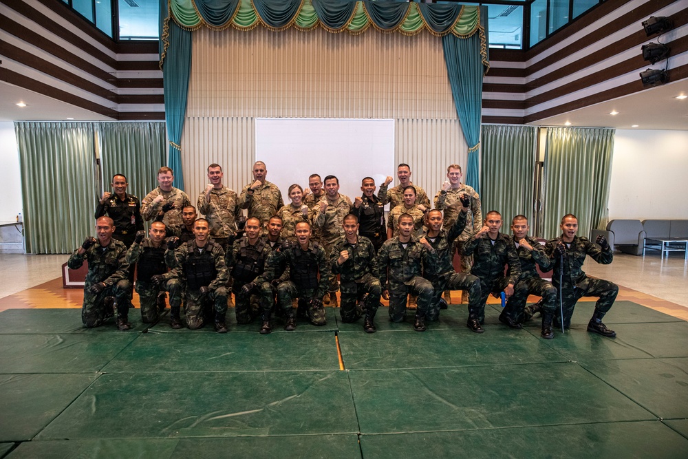 Washington National Guard Senior Leaders visit Royal Thai Army Noncommissioned Officer School