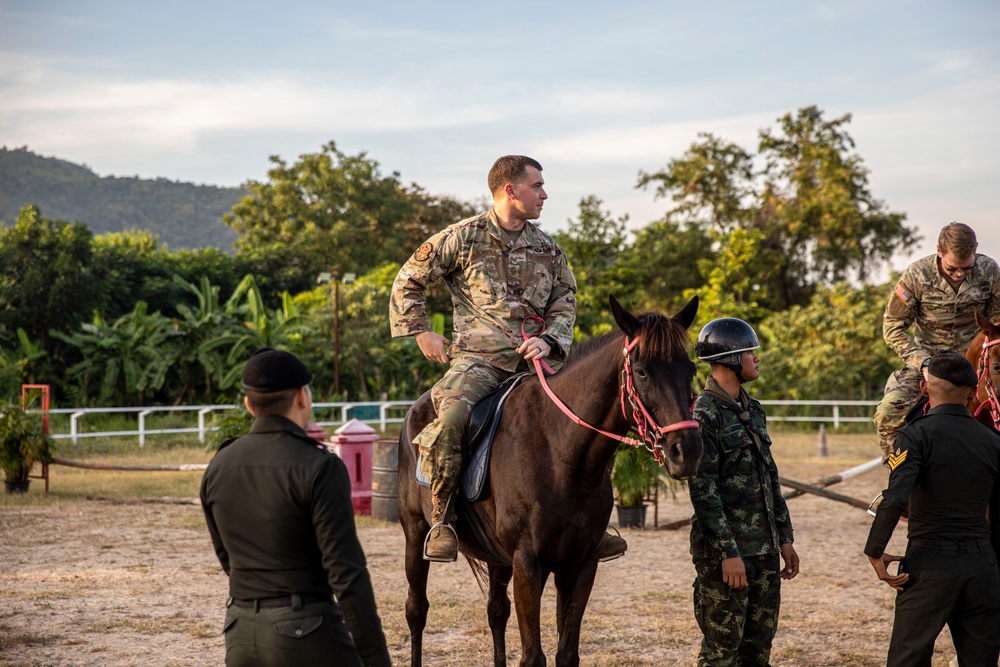 Washington National Guard Senior Leaders visit Royal Thai Army Noncommissioned Officer School