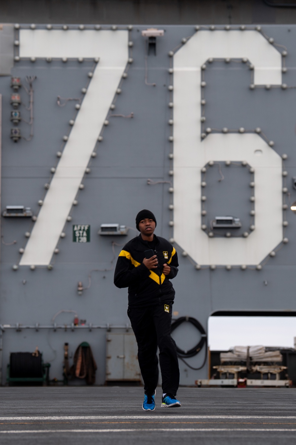 USS Ronald Reagan (CVN 76) hosts a flight deck 5k