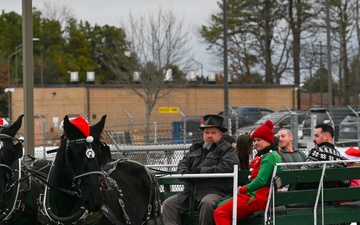 104th Fighter Wing celebrates the holiday season with loved ones