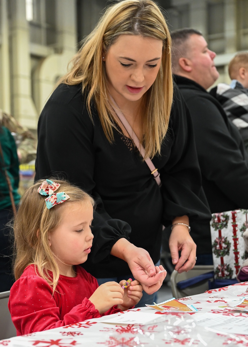 104th Fighter Wing celebrates the holiday season with loved ones