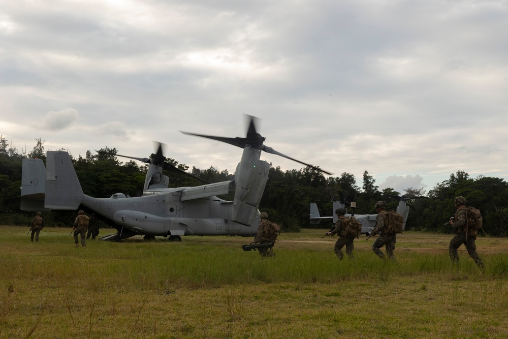 Joker Co. Conducts Helo Raid Exercise